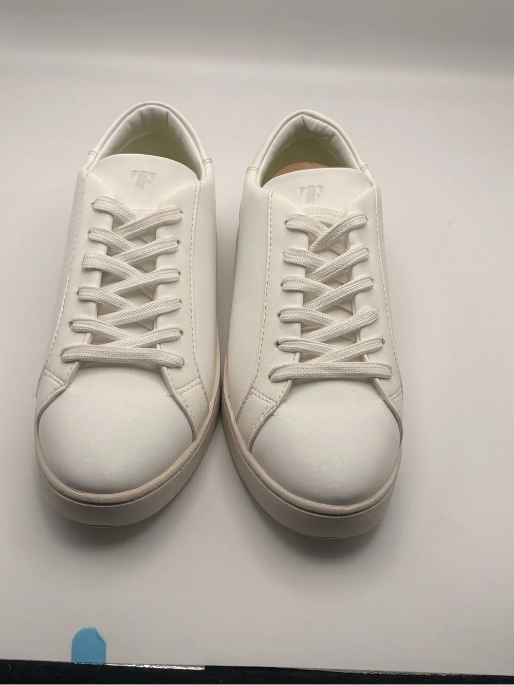 NWT Thousand Fell Womens 6.5 White Lace Up Vegan Low Top Sneakers Sustainable